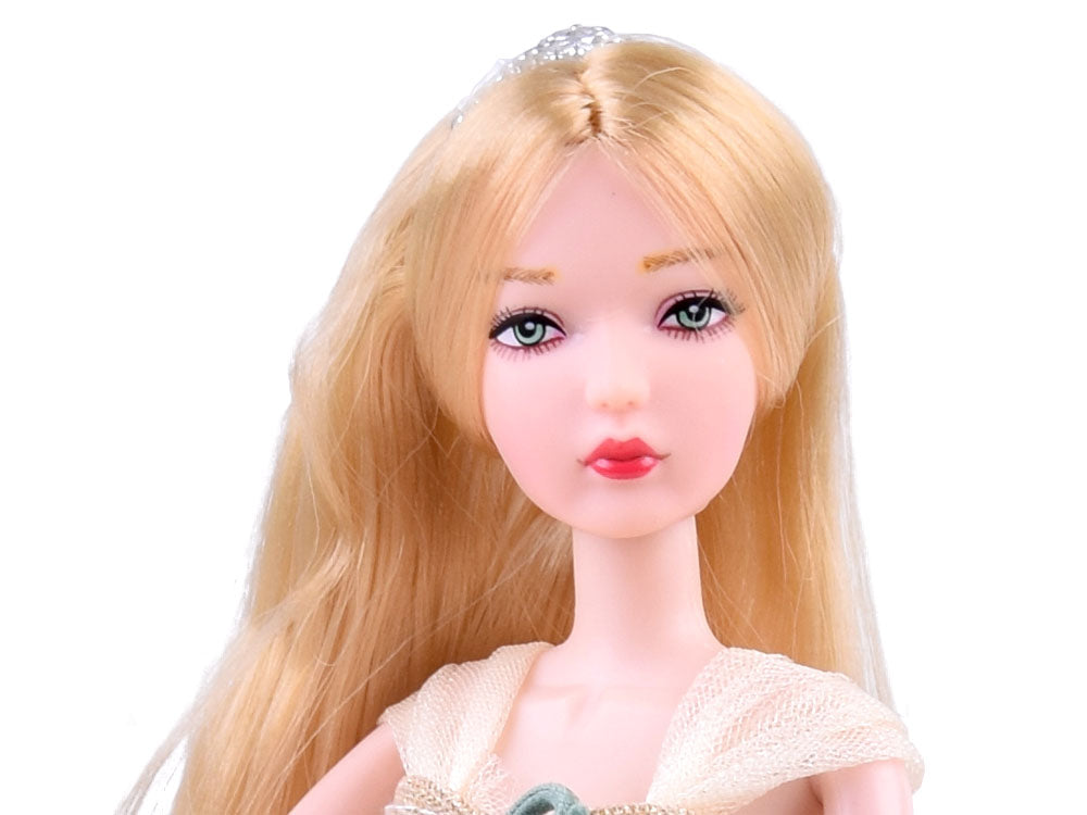 Emily Doll Lelle kleitā ar rokassomiņu