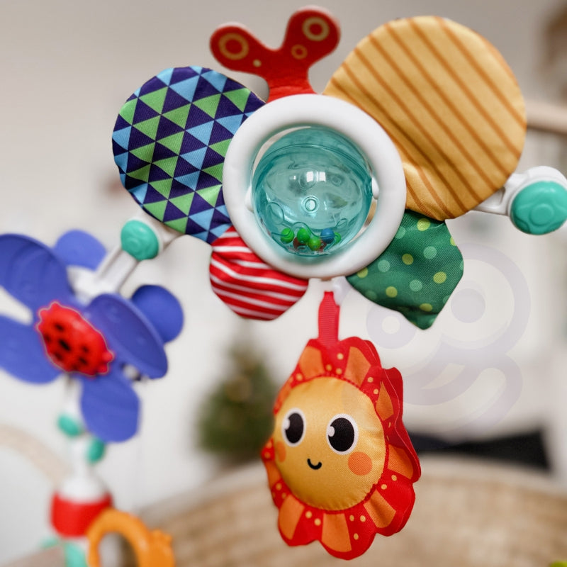 Grabuļu komplekts piestiprināms gultiņai, ratiem un autokrēslam