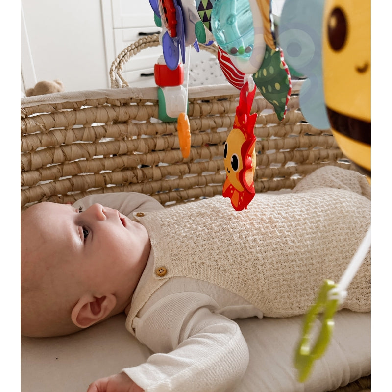 Grabuļu komplekts piestiprināms gultiņai, ratiem un autokrēslam